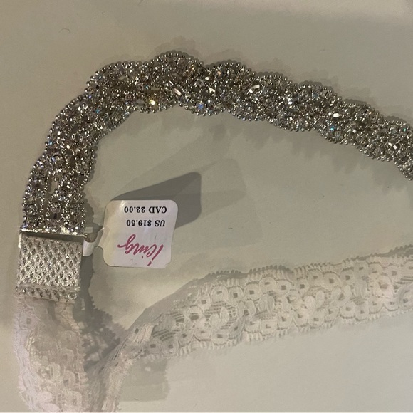 Crystal embellished lace headband brand new - Picture 5 of 5
